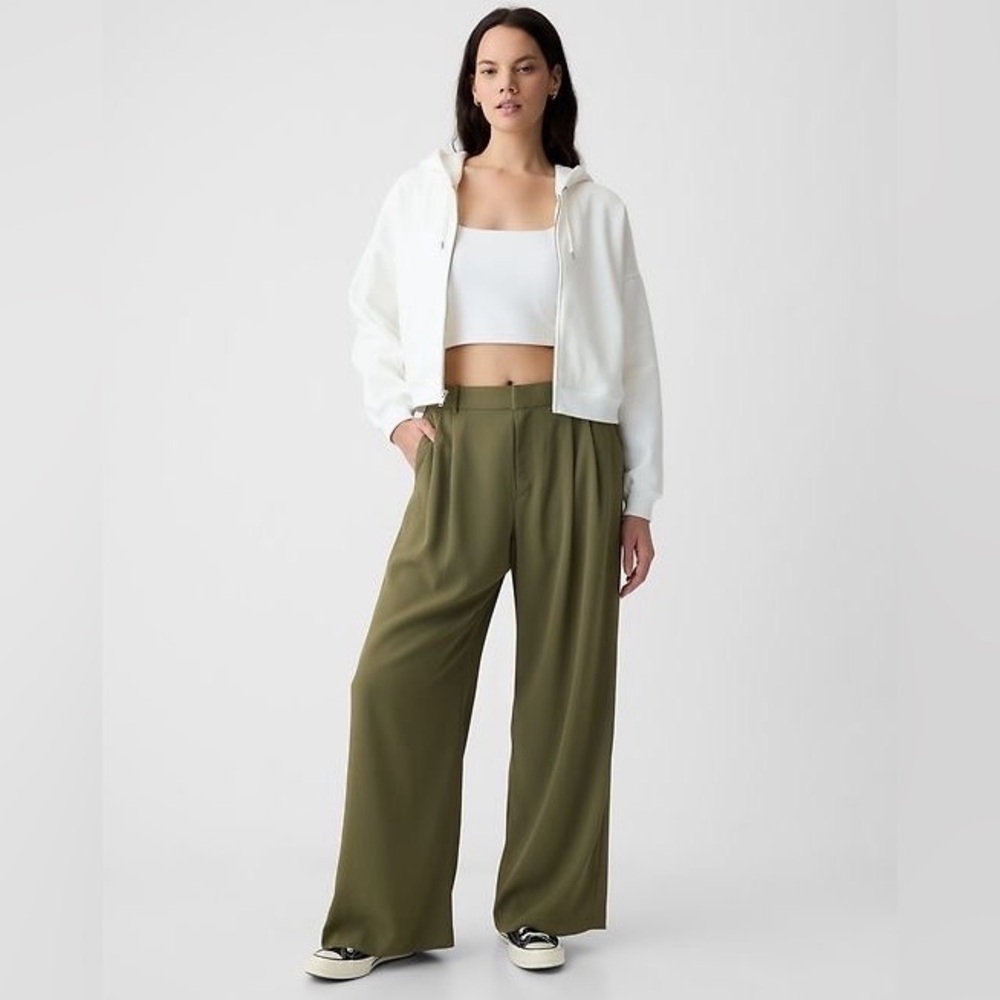 GAP 365 High Rise Pleated Trousers Tailored Pants Olive Green Size 0 NWT